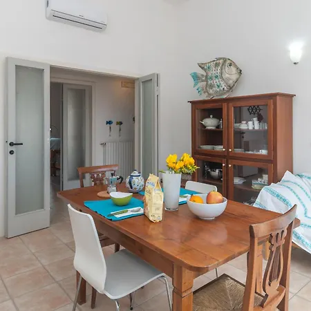 Casa Adelaide Sul Porto Dom wakacyjny La Maddalena (Sassari)