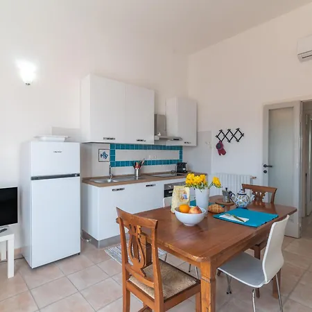 Casa Adelaide Sul Porto Dom wakacyjny La Maddalena (Sassari)